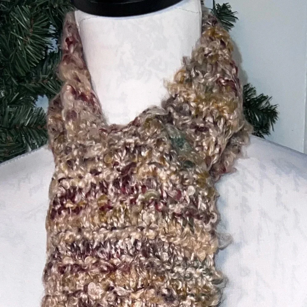 Scarf, confetti‎ palette design hand knitted very soft no material tag 78